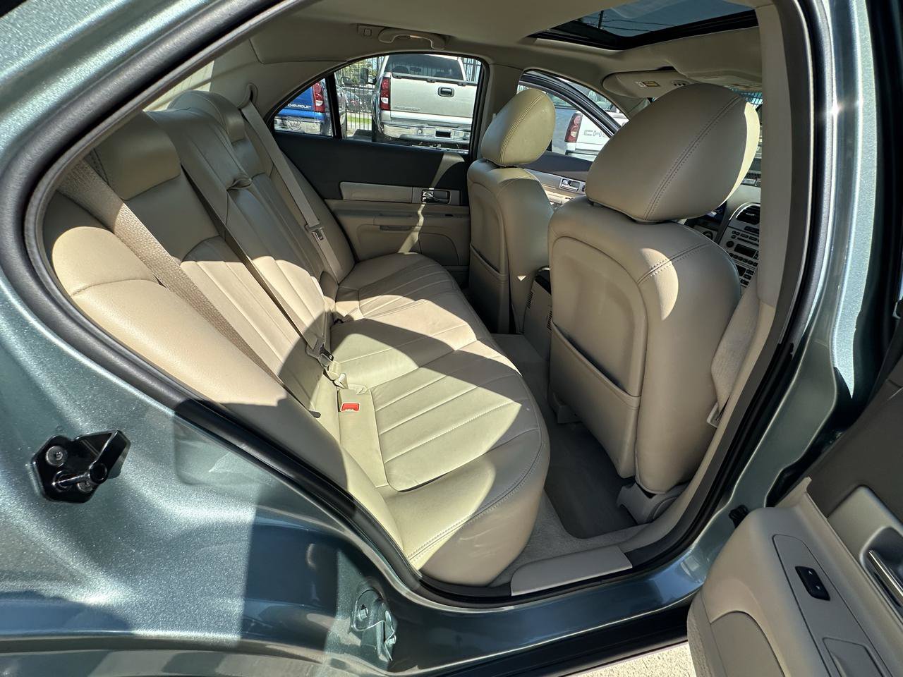 Used 2005 Lincoln LS RWD image 67