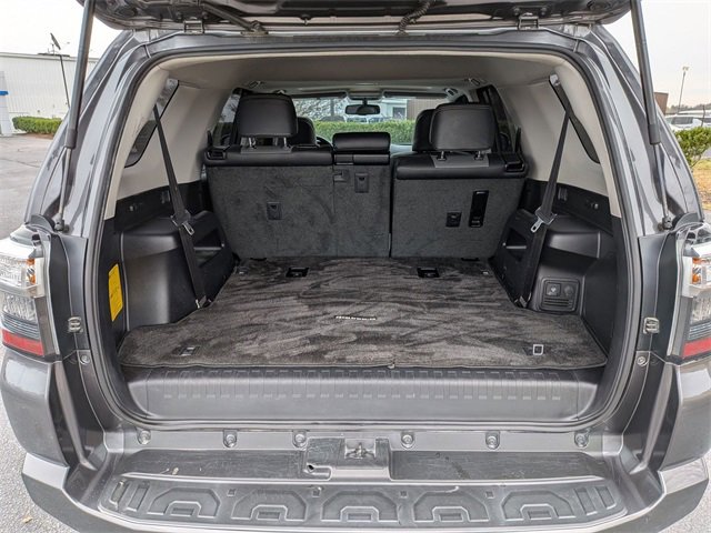 Used 2019 Toyota 4Runner SR5 image 33