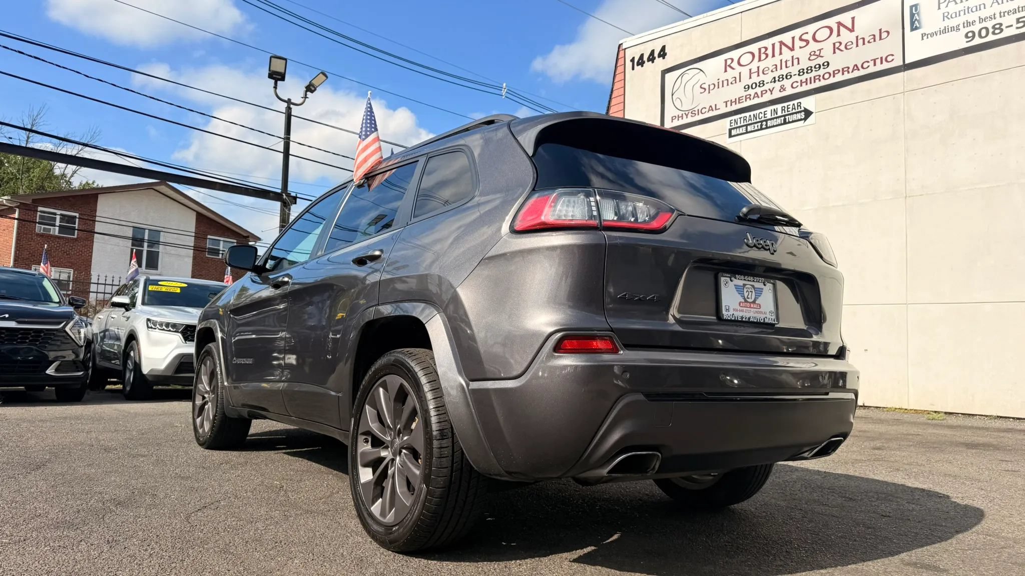 Used 2020 Jeep Cherokee High Altitude AWD/4WD image 7