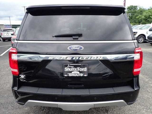 Used 2019 Ford Expedition XLT w/ Equipment Group 202A AWD/4WD image 5