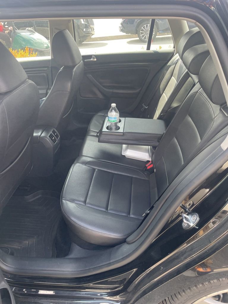 Used 2013 Volkswagen Jetta TDI image 9