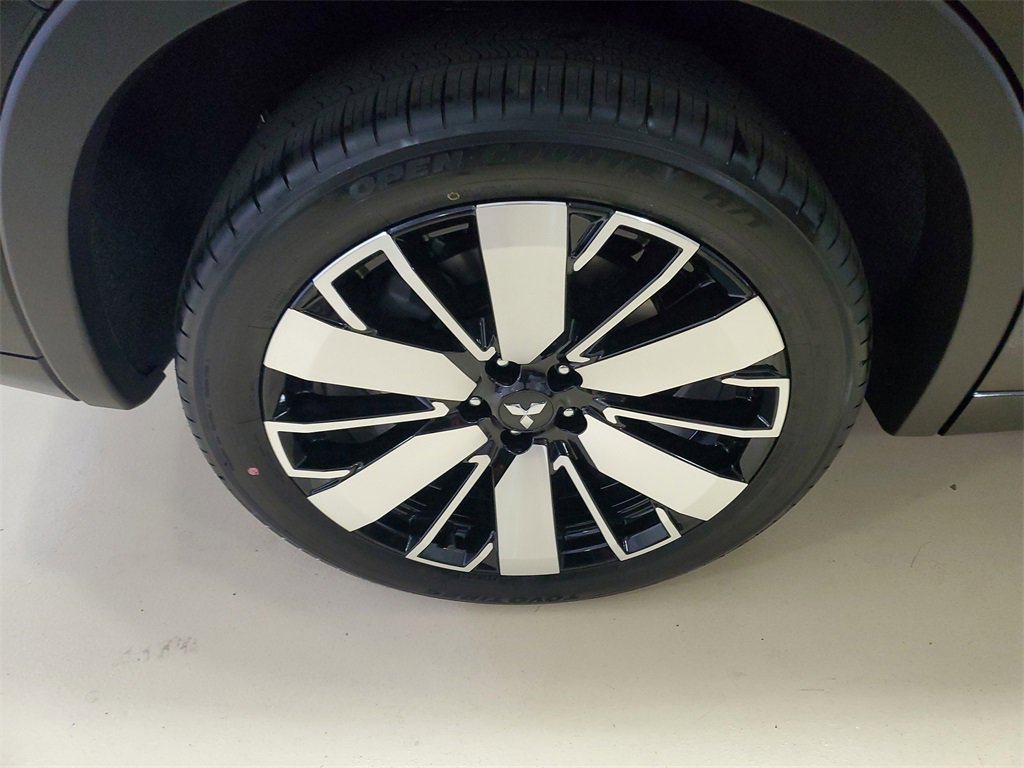New 2025 Mitsubishi Outlander SEL image 7