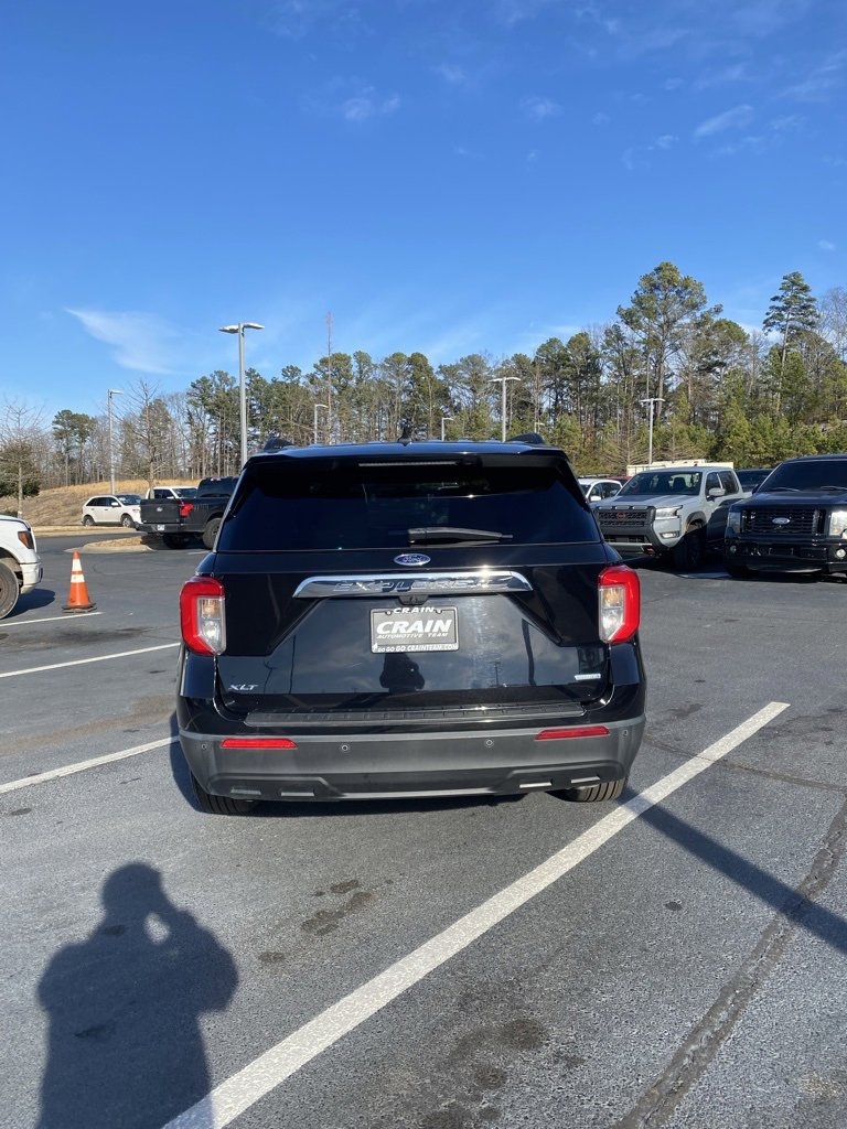 Certified 2020 Ford Explorer XLT image 6