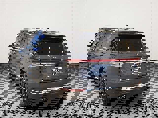 Used 2021 Lincoln Aviator Reserve w/ Equipment Group 202A image 10