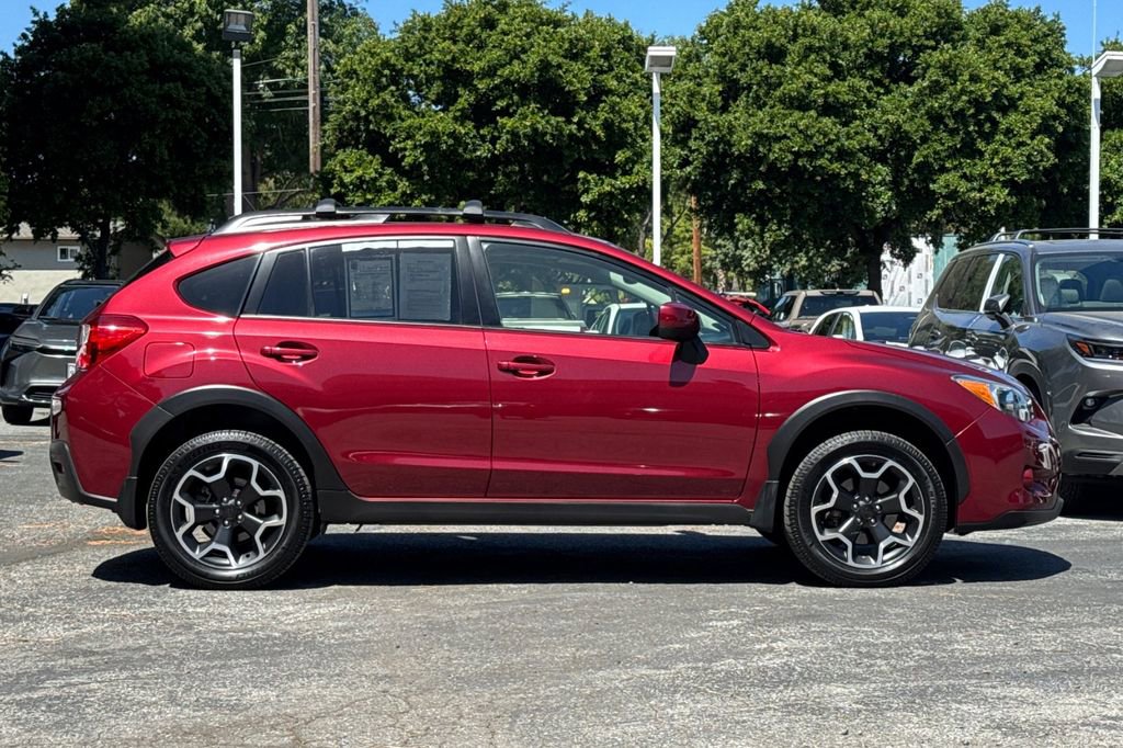 Used 2014 Subaru Crosstrek 2.0i Premium w/ Moonroof Package AWD/4WD image 2