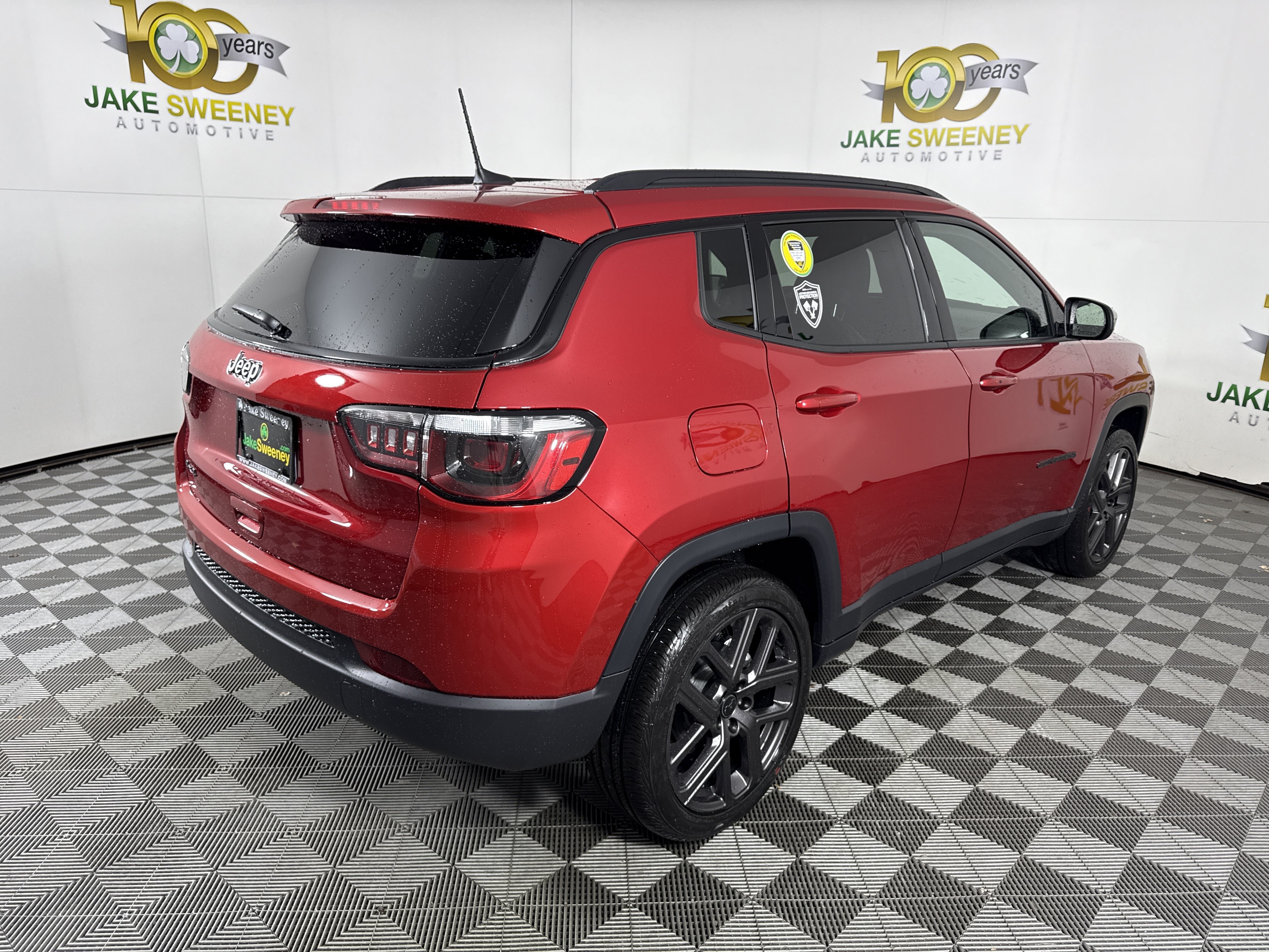 New 2026 Jeep Compass Latitude AWD/4WD image 10