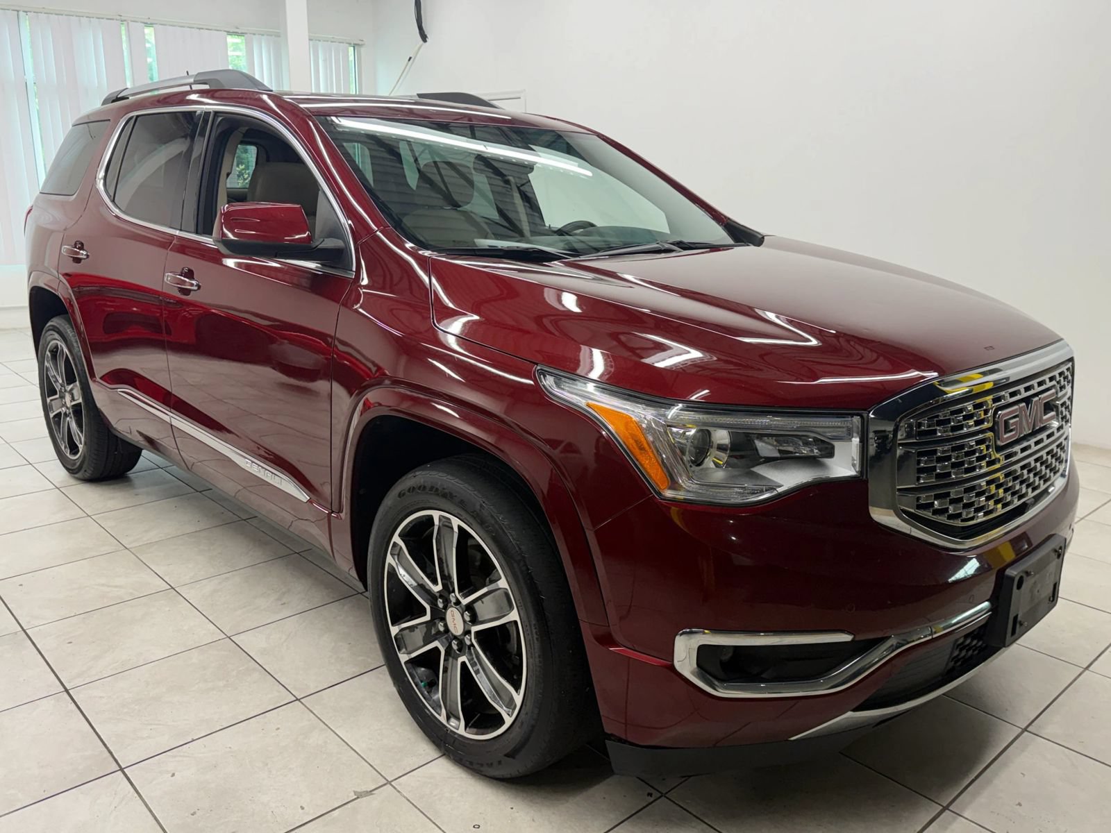 Used 2017 GMC Acadia Denali w/ Technology Package