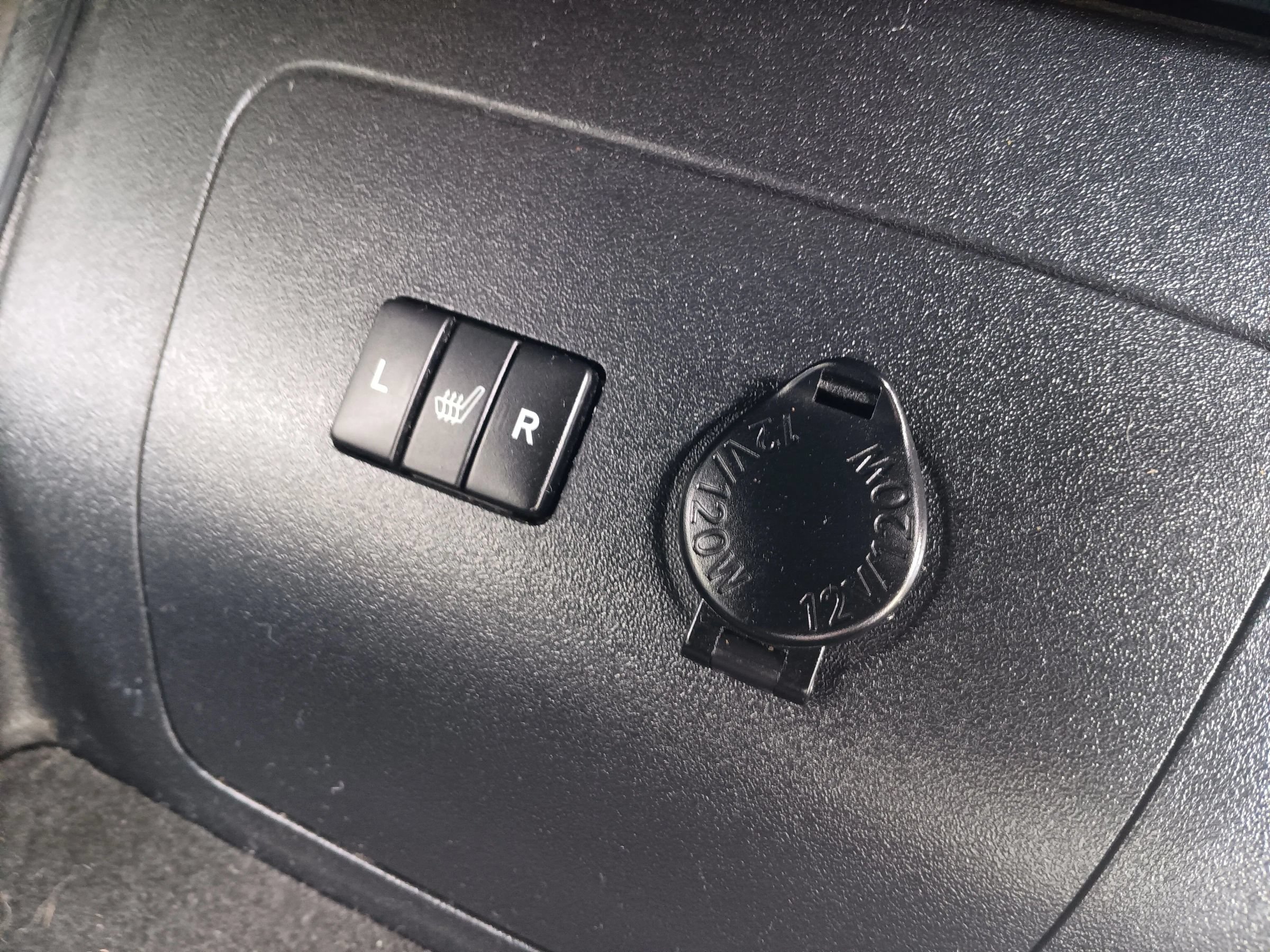 Used 2014 Toyota Prius Four FWD image 25