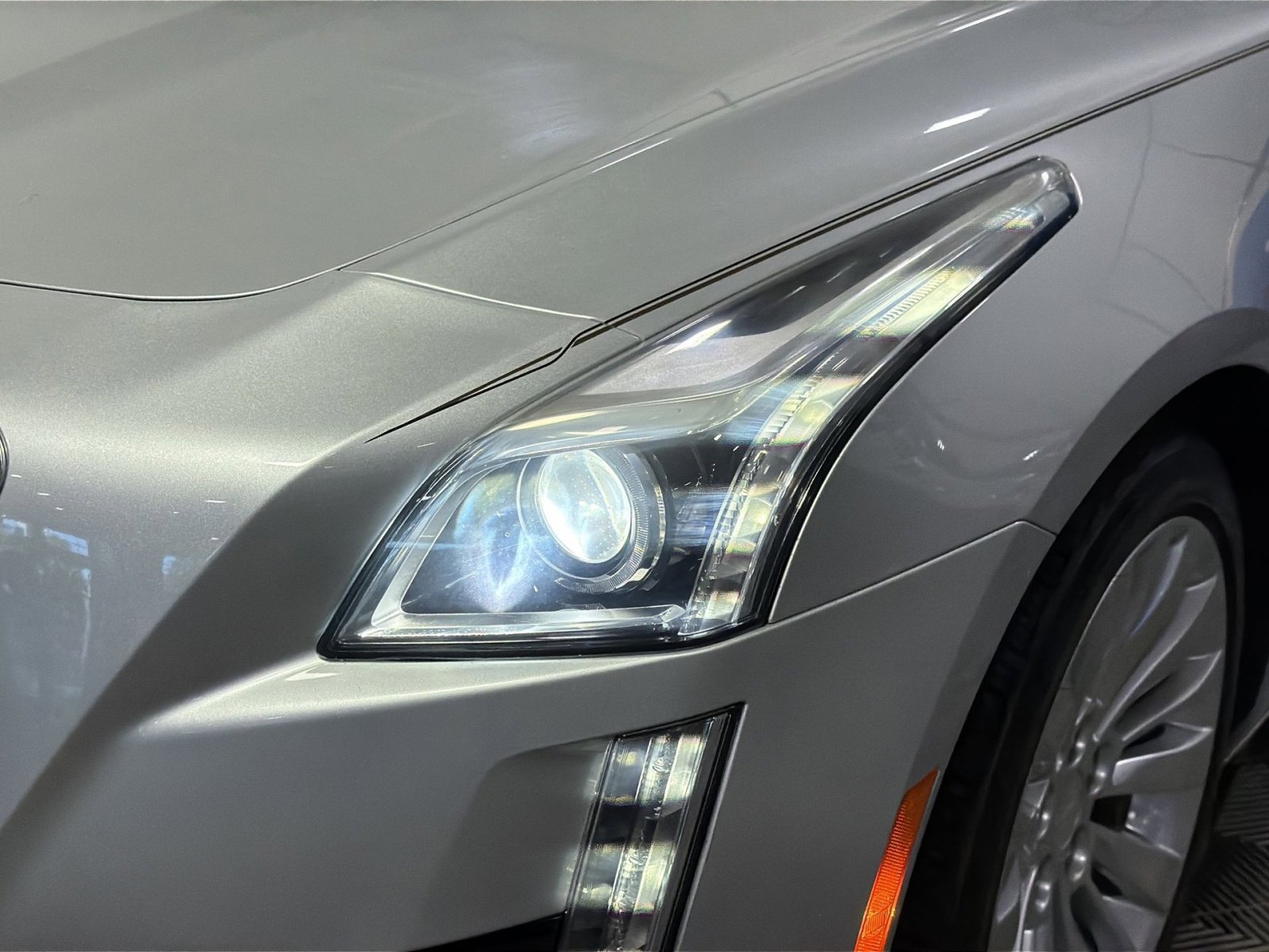 Used 2019 Cadillac CTS Luxury RWD image 13