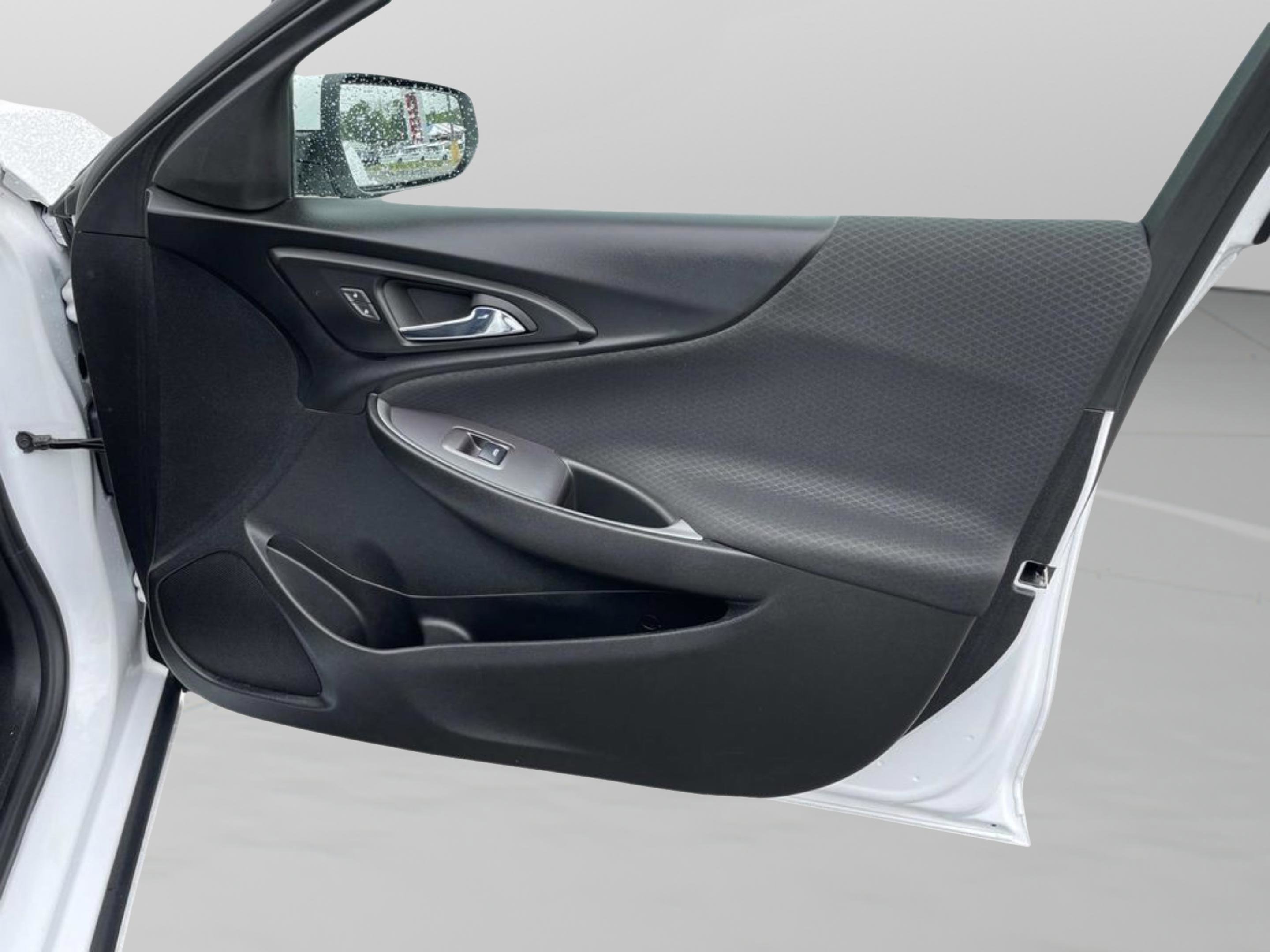 Used 2022 Chevrolet Malibu RS FWD image 16