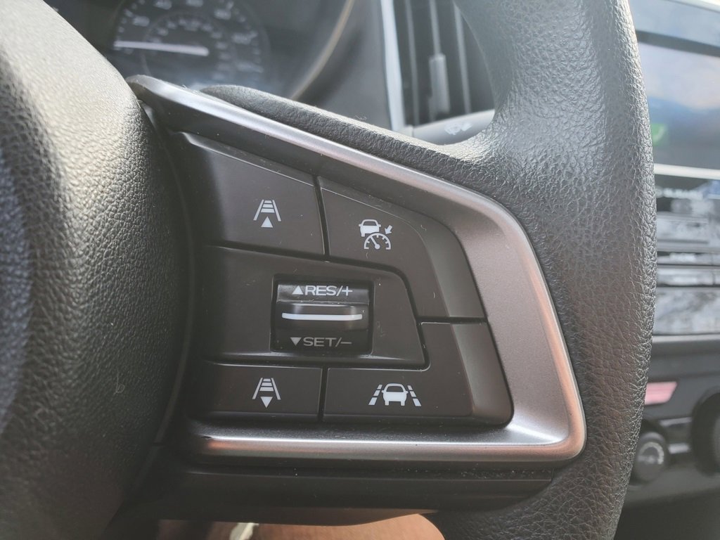 Used 2017 Subaru Impreza 2.0i Premium image 18