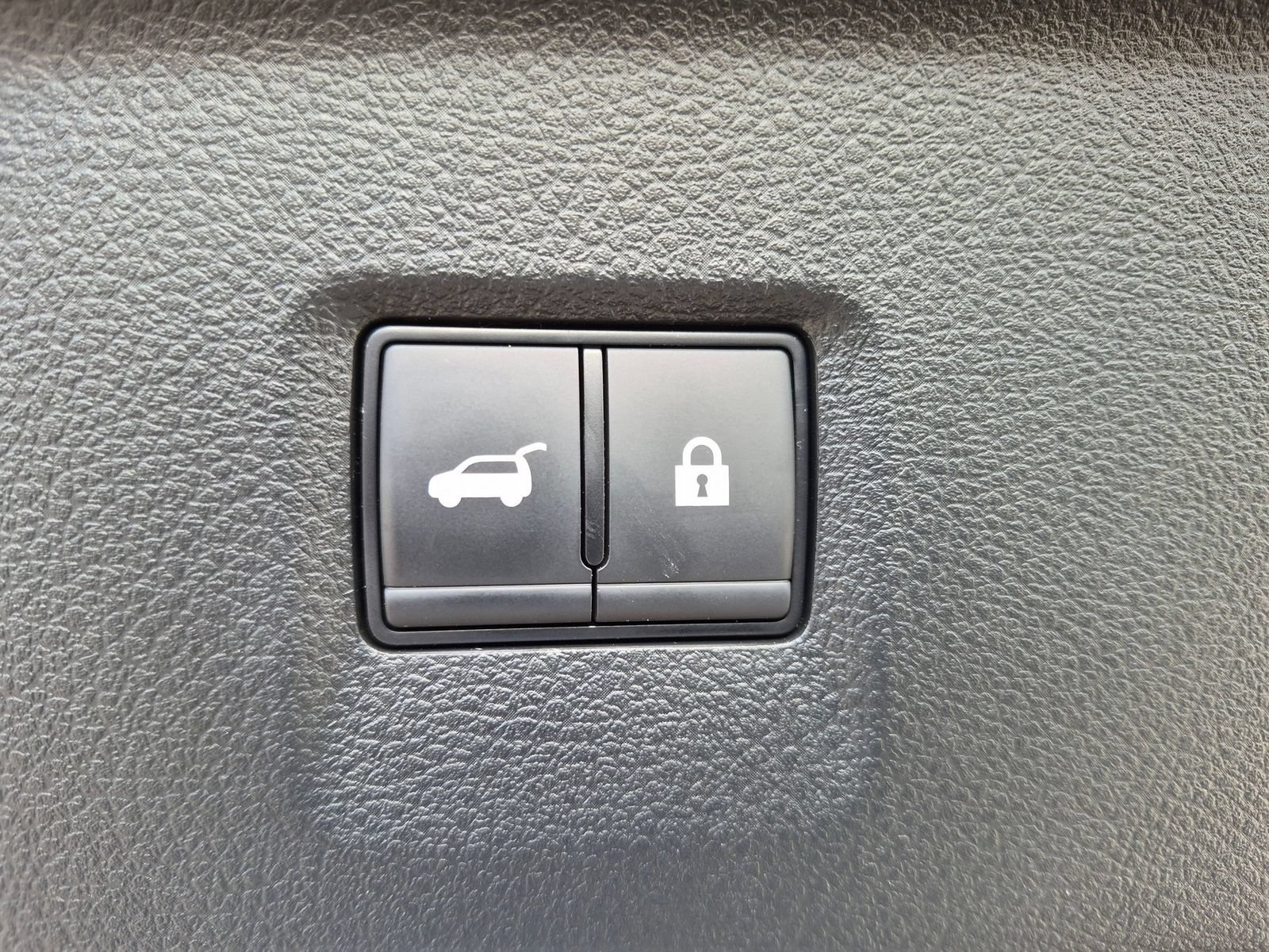 Used 2026 INFINITI QX60 Luxe w/ Cargo Package FWD image 35