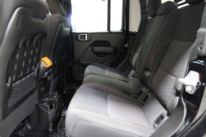 Used 2023 Jeep Gladiator Mojave w/ Cold Weather Group AWD/4WD image 20