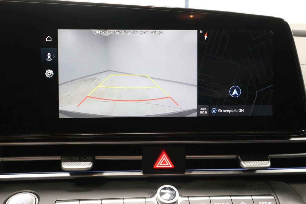 Certified 2025 Hyundai Elantra SEL image 4