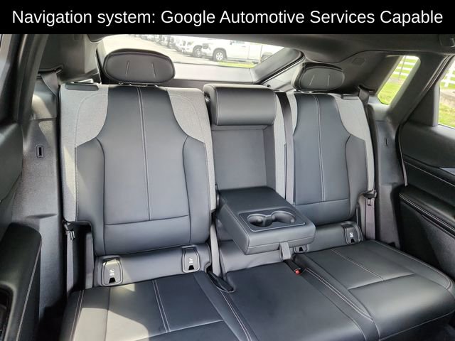 Used 2024 Cadillac Lyriq Tech w/ Driver Assist Package AWD/4WD image 28