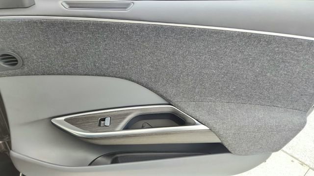 Used 2024 Lucid Air Touring image 23