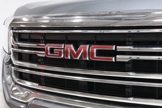 Used 2021 GMC Acadia SLE w/ Driver Convenience Package FWD image 10
