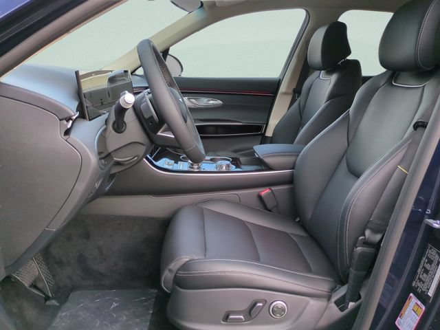 Certified 2026 Genesis GV70 2.5T AWD/4WD image 10