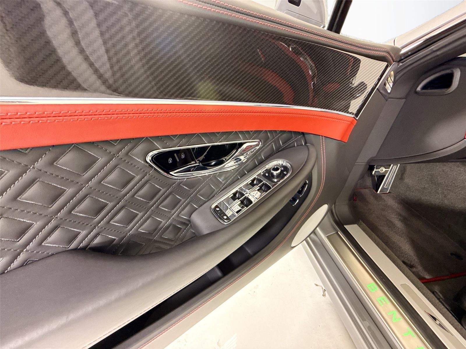 Used 2023 Bentley Continental GT S image 16