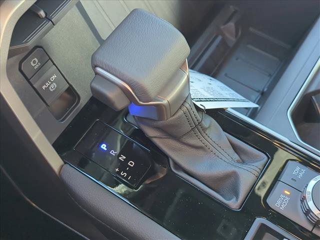 Certified 2025 Toyota Tundra Limited AWD/4WD image 12