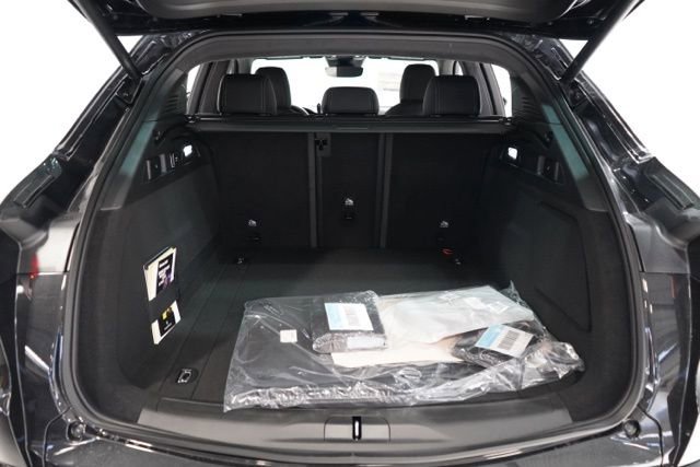 New 2026 Maserati Grecale Modena image 31