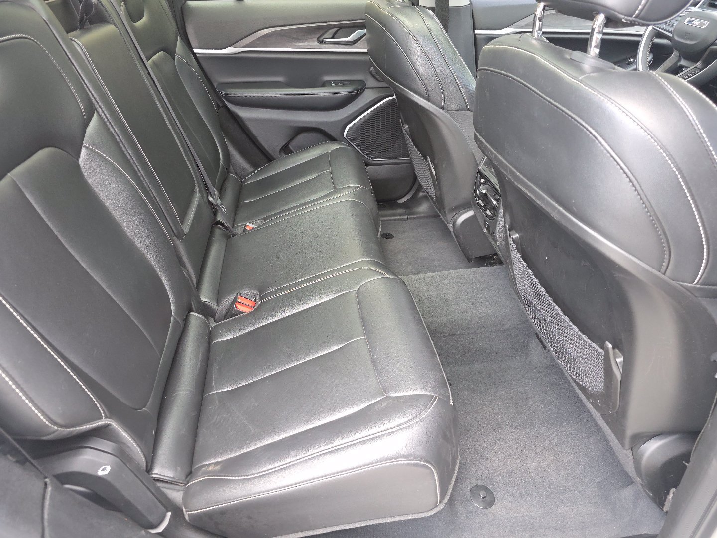Used 2023 Jeep Grand Cherokee 4WD 4xe image 24