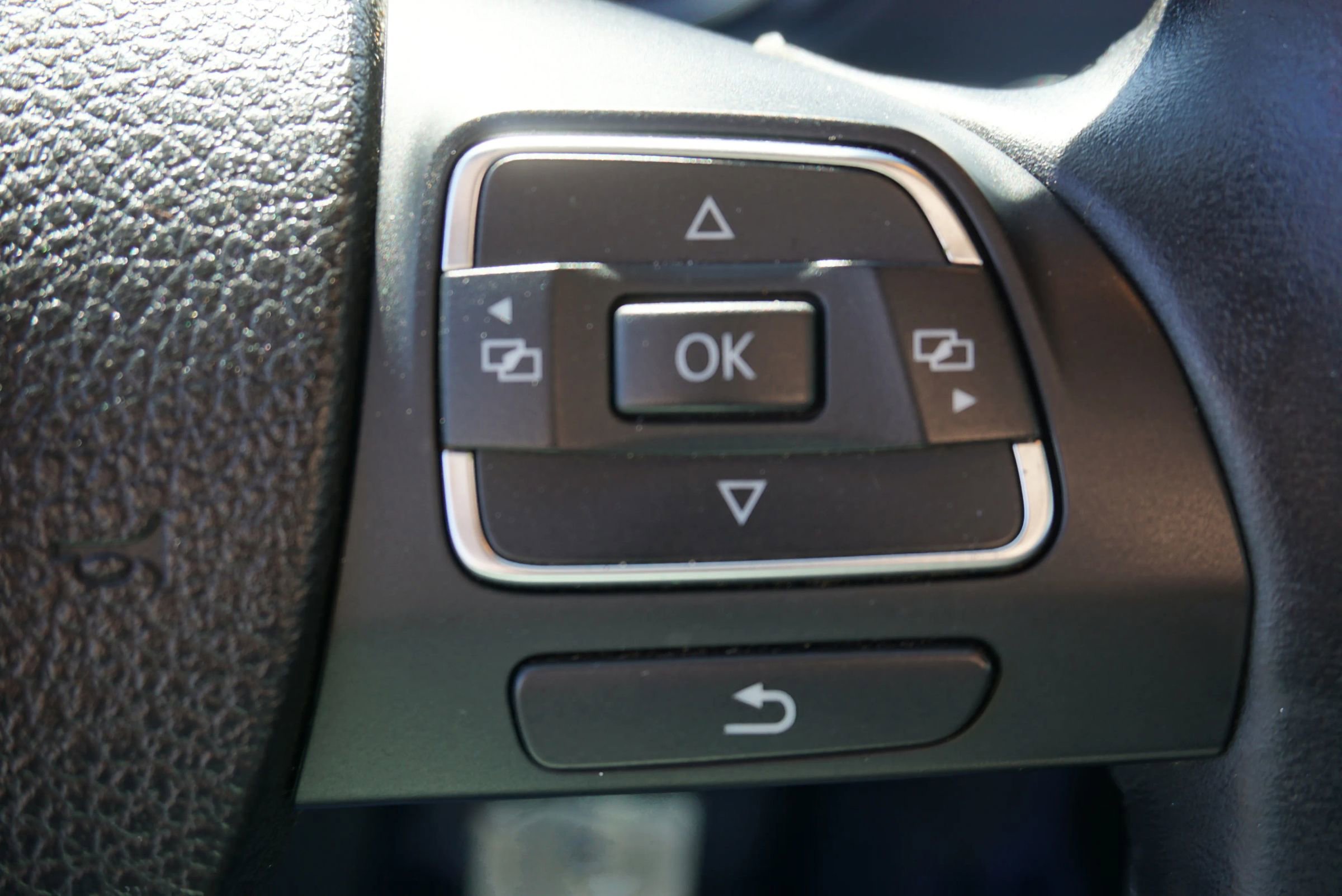 Used 2012 Volkswagen Jetta TDI image 26