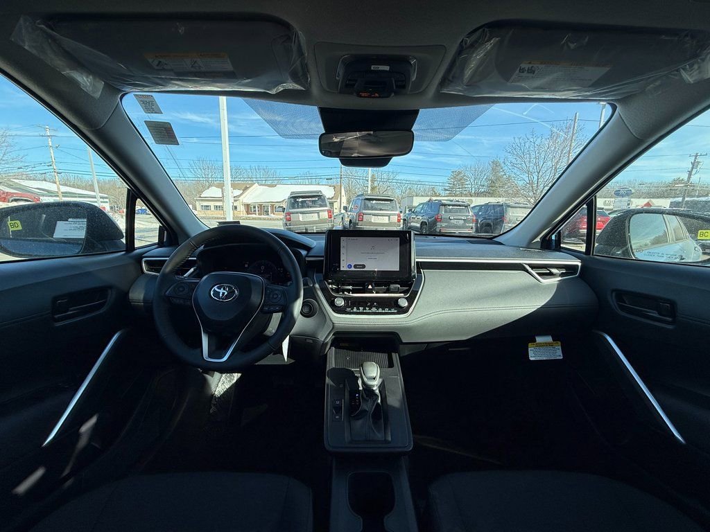 New 2026 Toyota Corolla Cross LE w/ Moonroof Package image 9