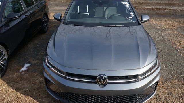 New 2026 Volkswagen Jetta Sport image 2