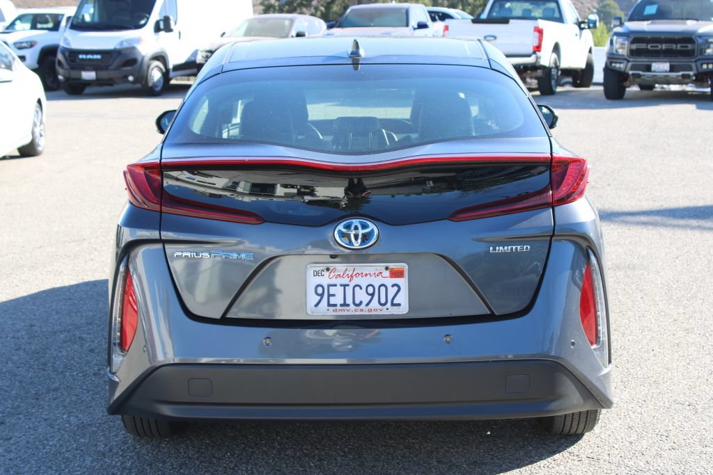 Used 2022 Toyota Prius Prime Limited FWD image 5