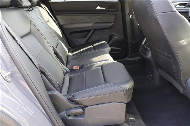 Used 2021 Volkswagen Atlas Cross Sport SE AWD/4WD image 25