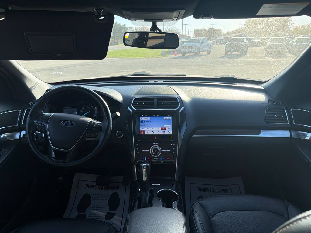 Used 2019 Ford Explorer Limited w/ Class III Trailer Tow Package AWD/4WD image 14