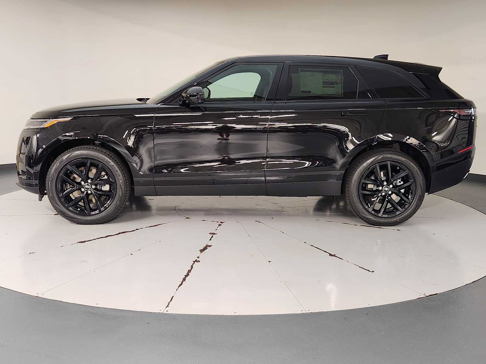New 2026 Land Rover Range Rover Velar S AWD/4WD image 5