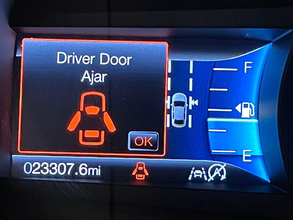 Used 2023 Ford Edge ST-Line image 6