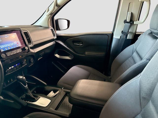 Used 2023 Nissan Frontier SV w/ SV Convenience Package image 23