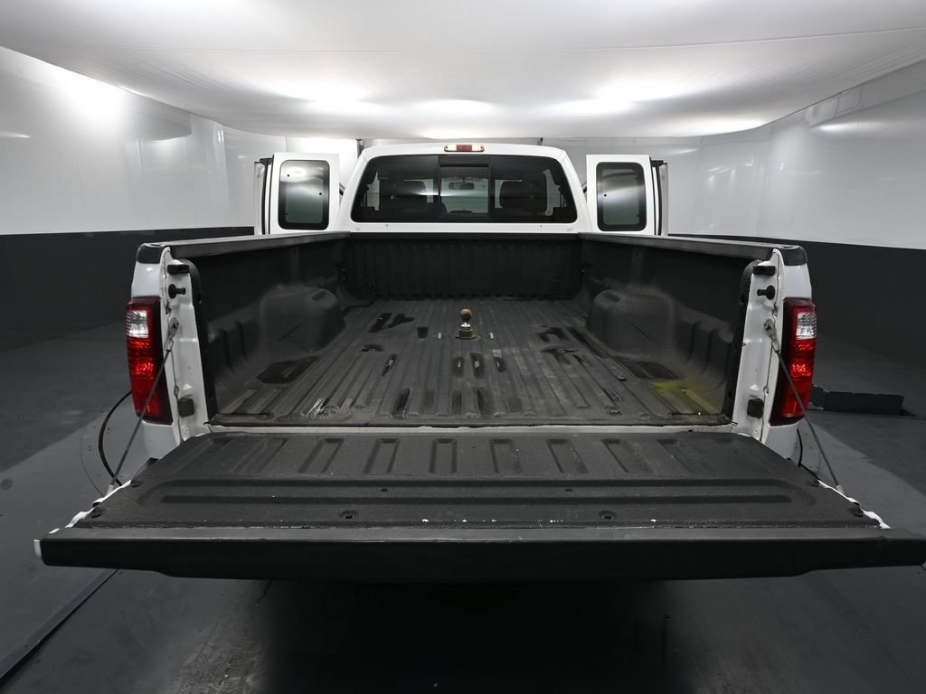 Used 2015 Ford F350 Lariat w/ Camper Package AWD/4WD image 32