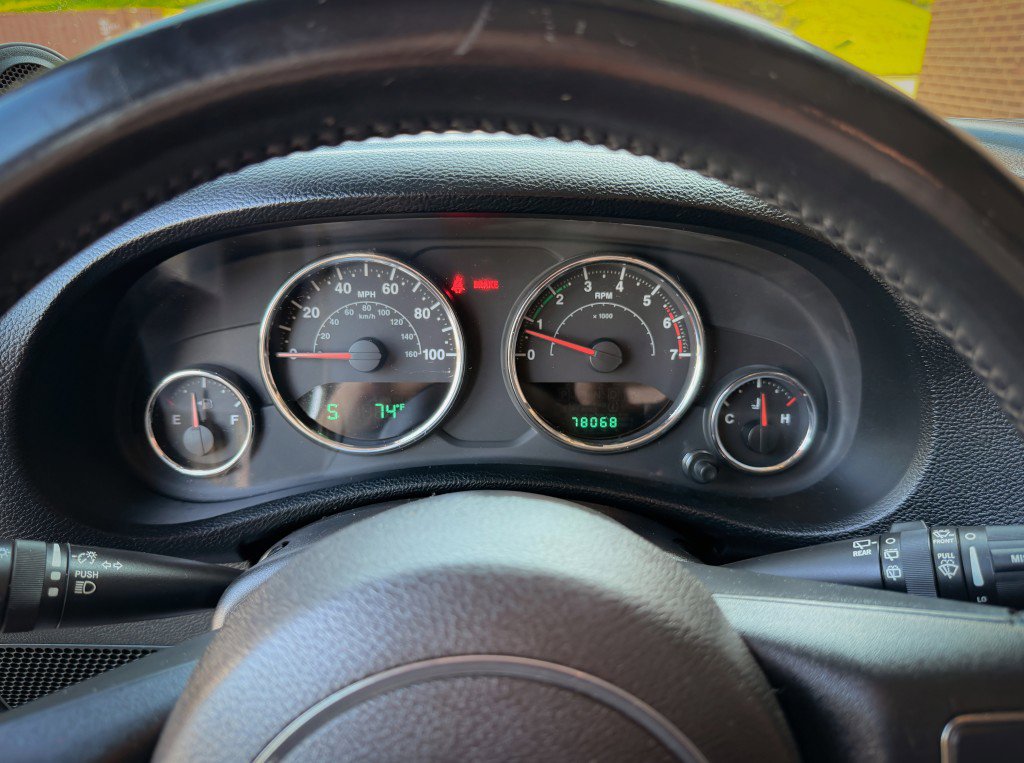 Used 2011 Jeep Wrangler Unlimited Sahara w/ Dual Top Group image 14