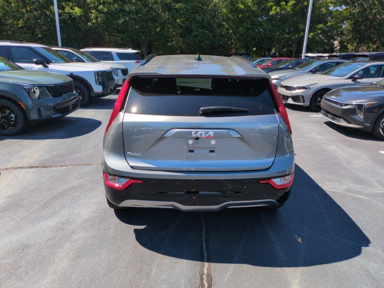New 2026 Kia Niro Wind FWD image 6