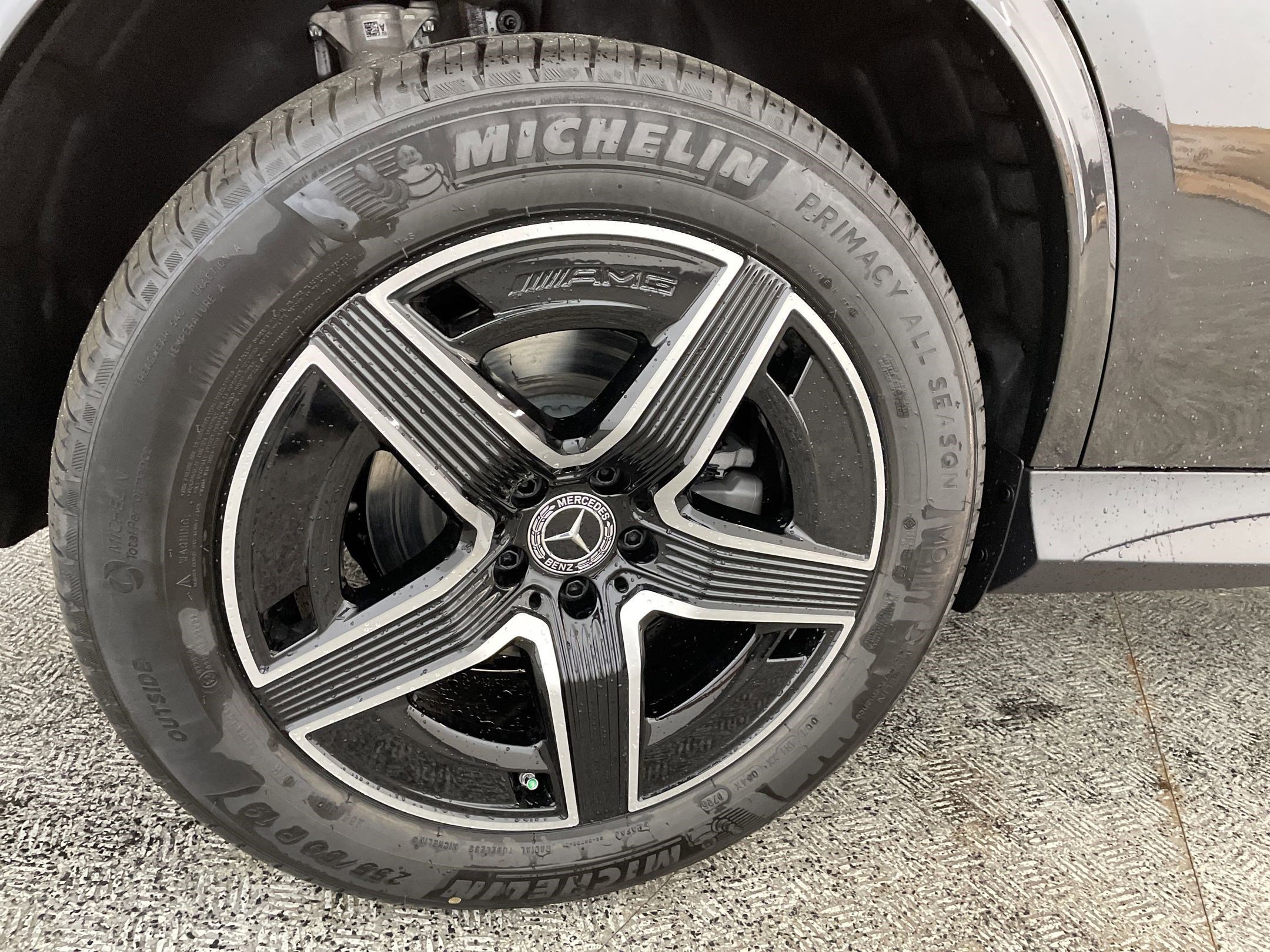 Certified 2025 Mercedes-Benz GLC 300 image 10