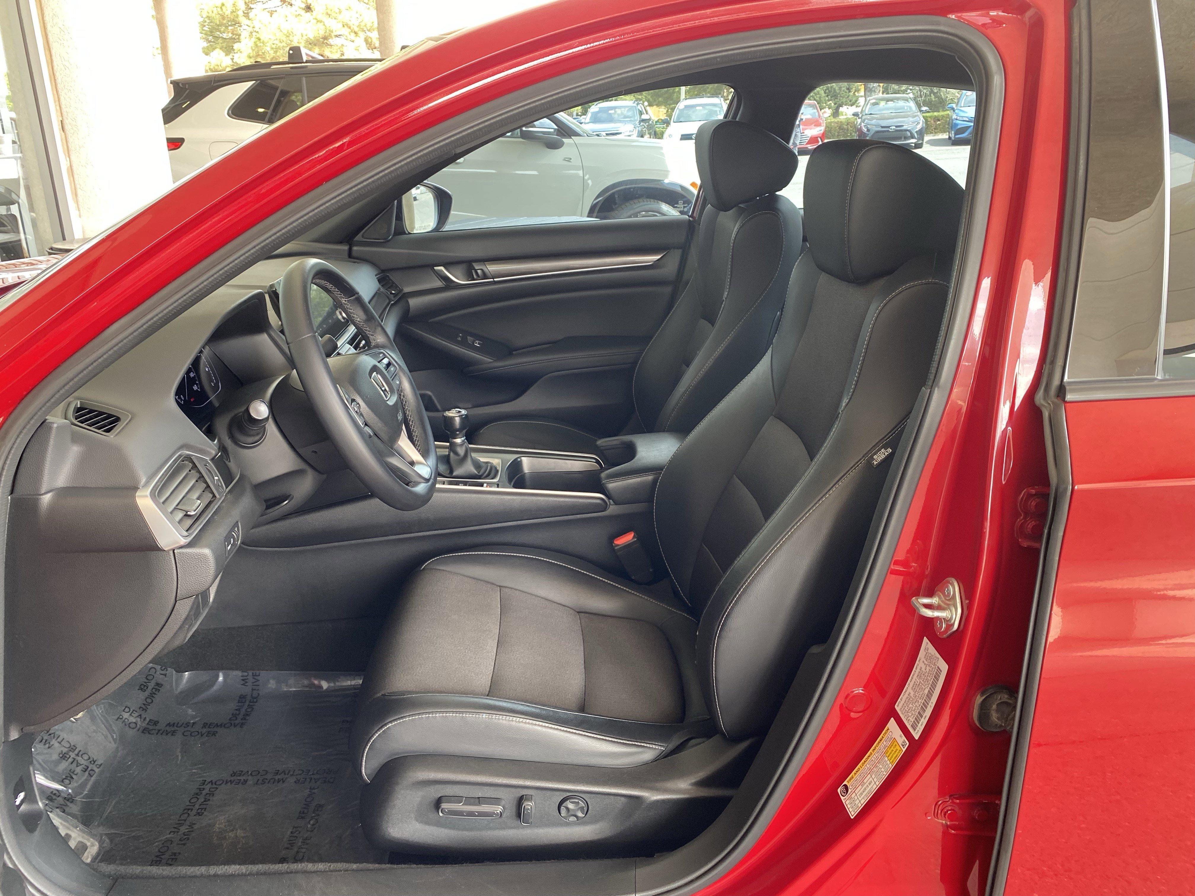 Used 2018 Honda Accord Sport image 29