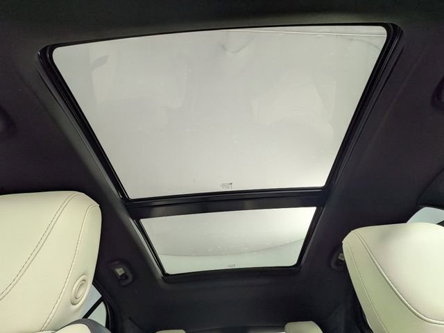 Used 2023 Cadillac XT4 Sport AWD/4WD image 7