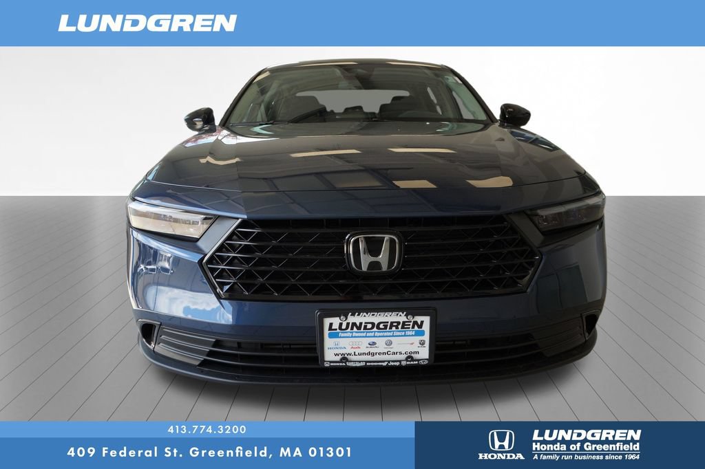 Used 2025 Honda Accord SE image 3