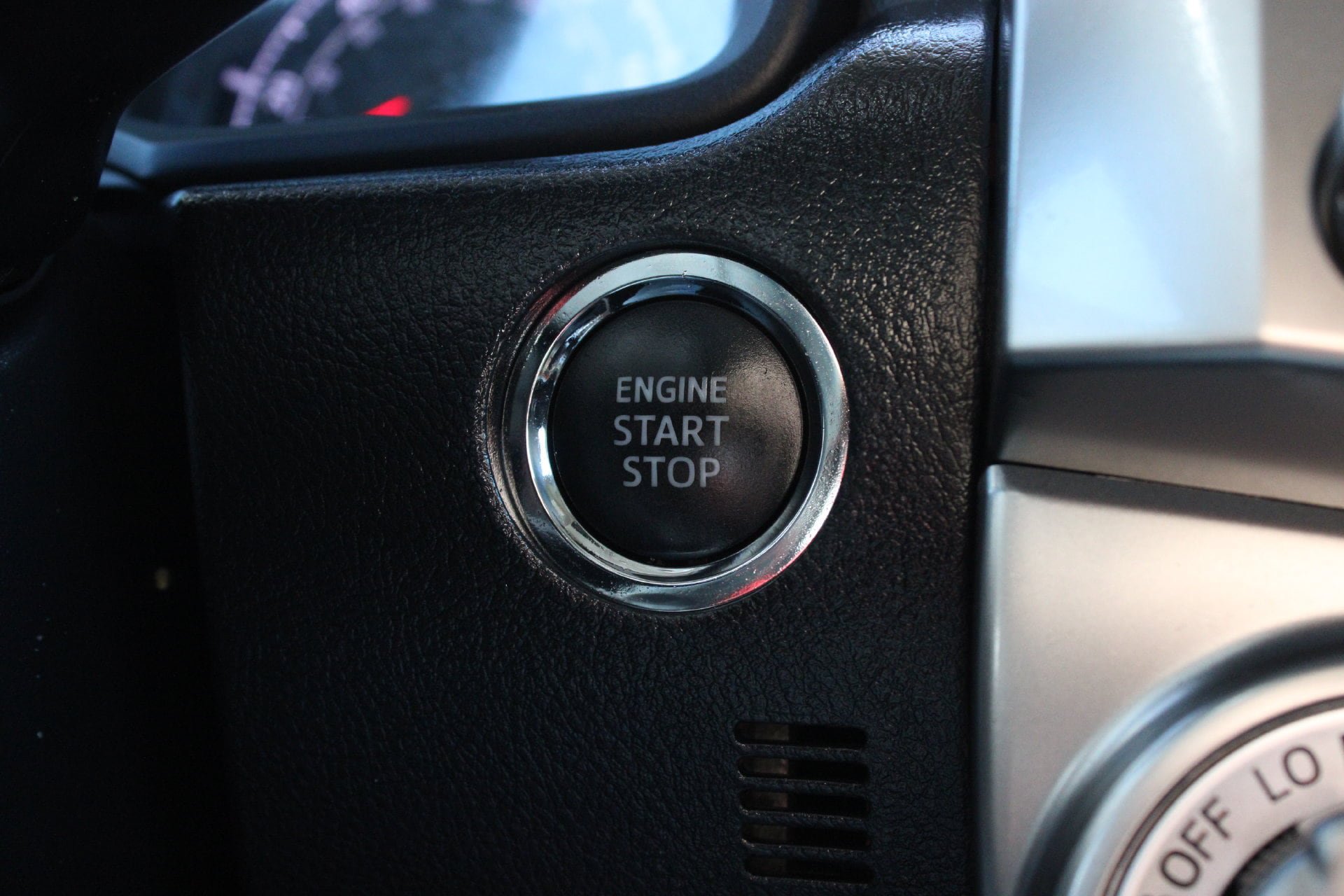Used 2024 Toyota 4Runner SR5 Premium w/ Moonroof Package AWD/4WD image 38
