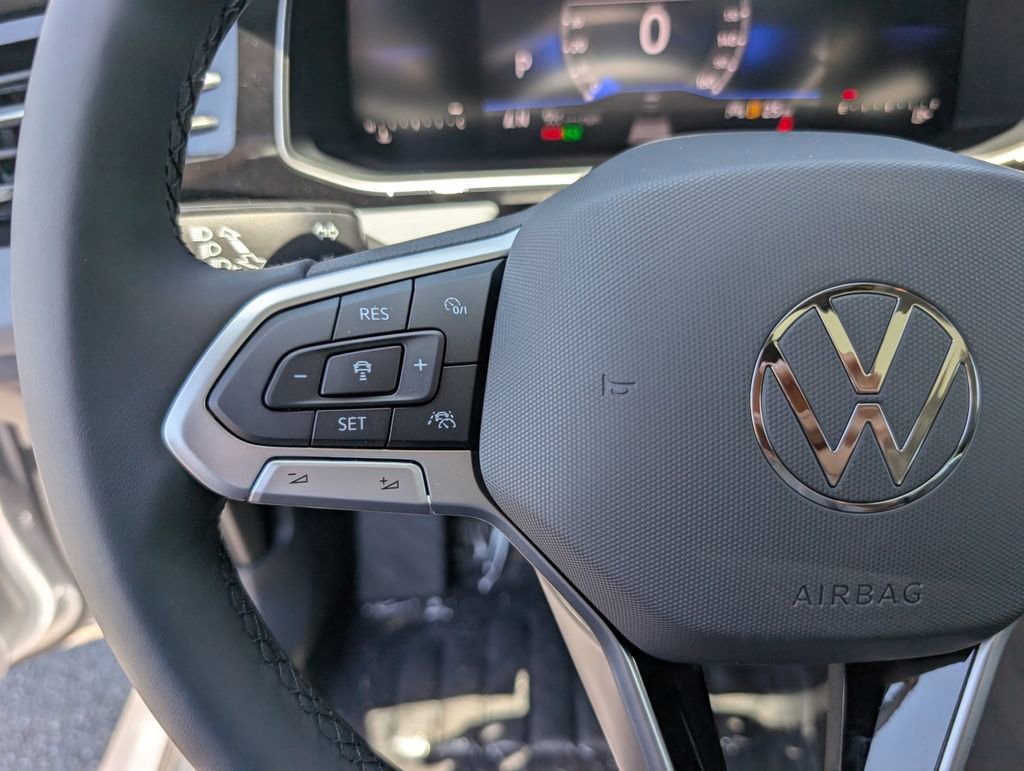 New 2025 Volkswagen Jetta SE image 16