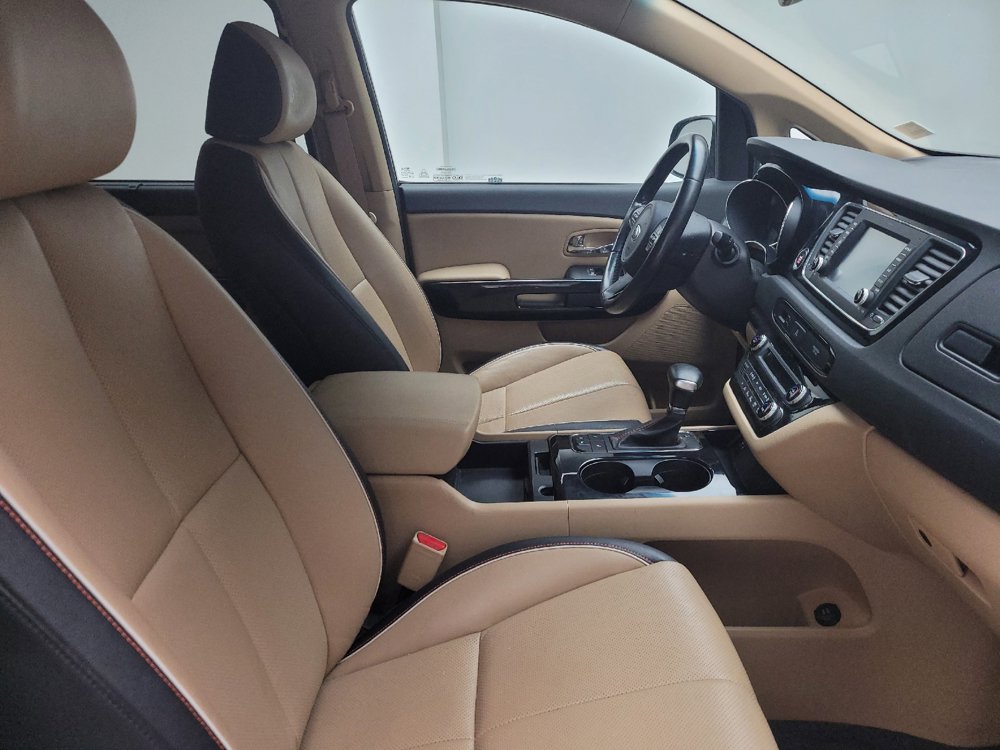 Used 2017 Kia Sedona EX FWD image 21