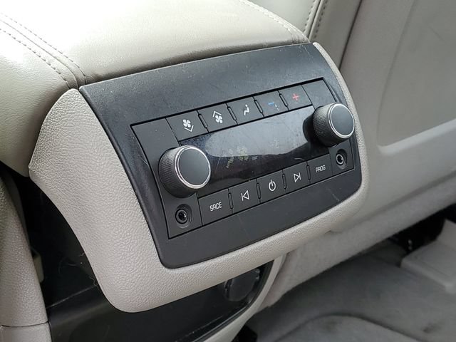 Used 2010 GMC Acadia SLT FWD image 28