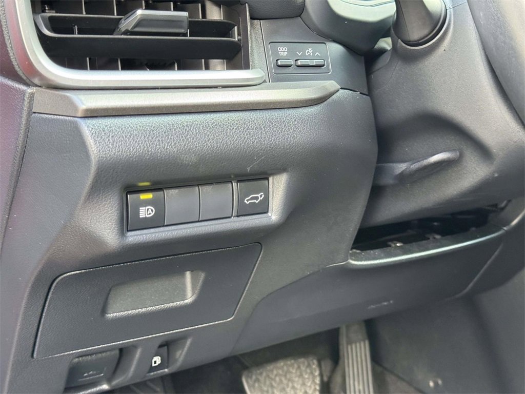 Used 2024 Toyota Grand Highlander XLE image 10