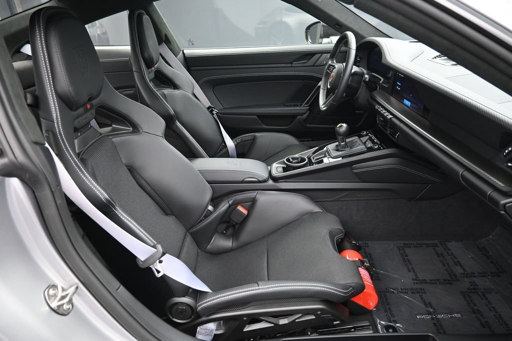 Certified 2026 Porsche 911 GT3 RWD image 34