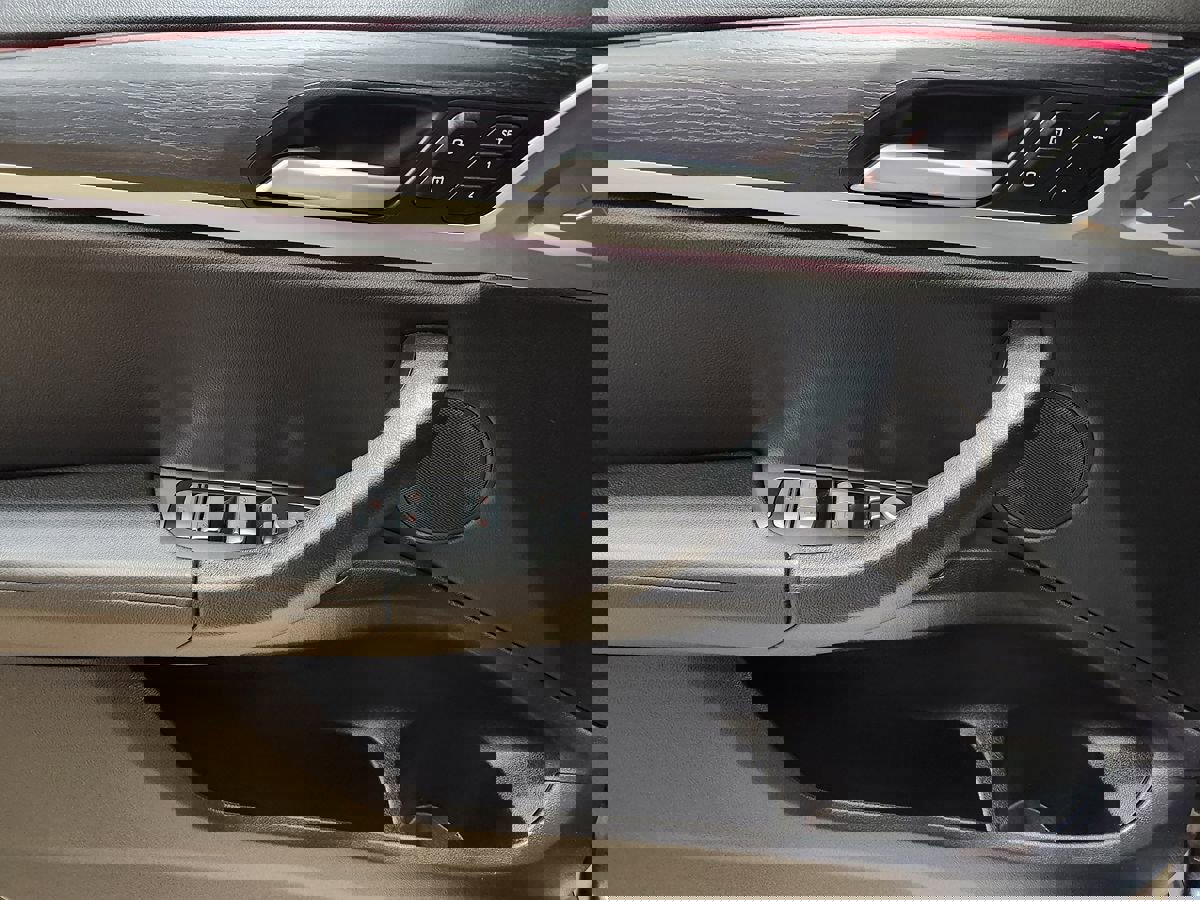 Used 2024 BMW X3 sDrive30i w/ Convenience Package image 42