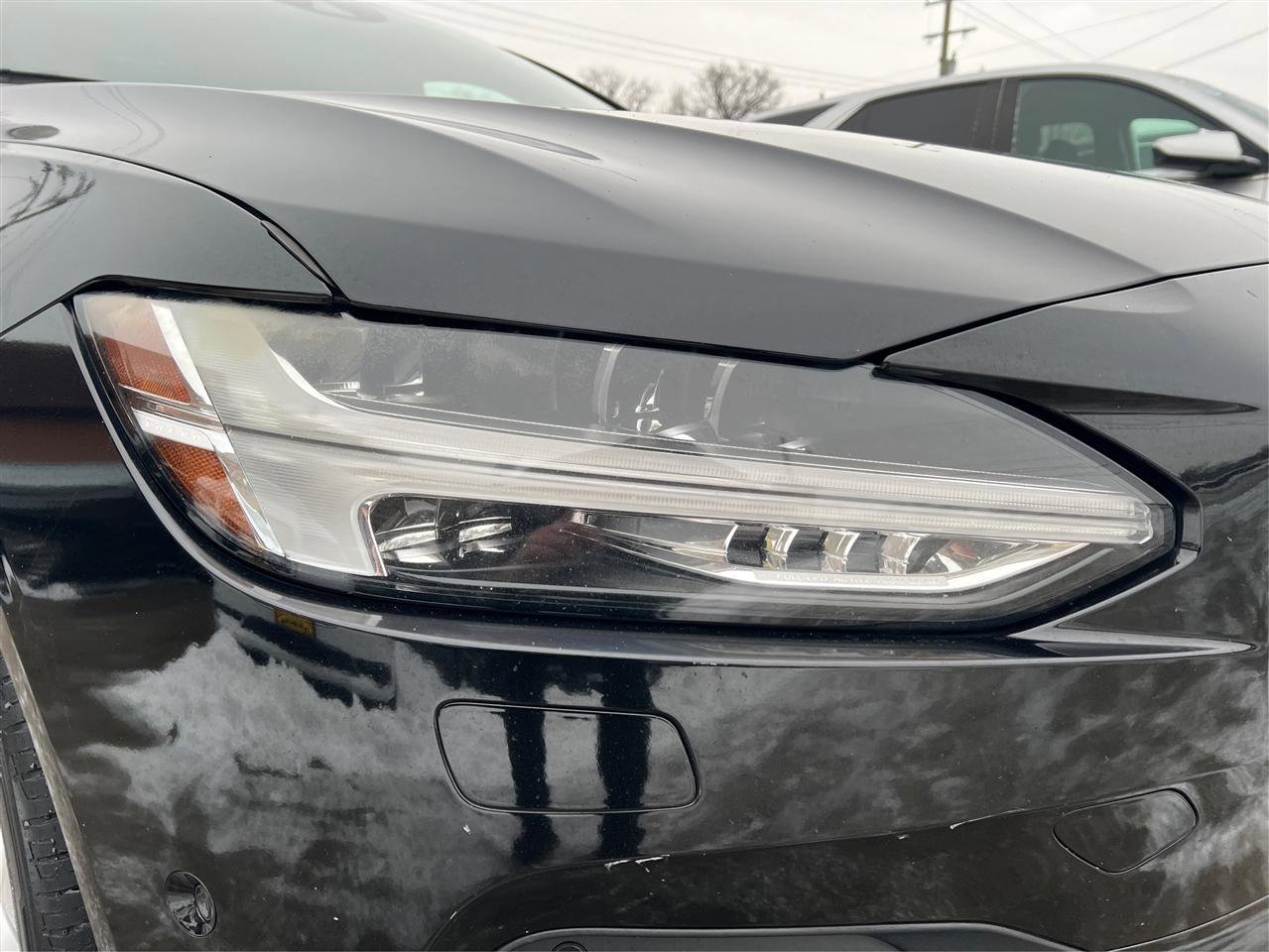 Used 2017 Volvo S90 T6 Momentum w/ Vision Package AWD/4WD image 18